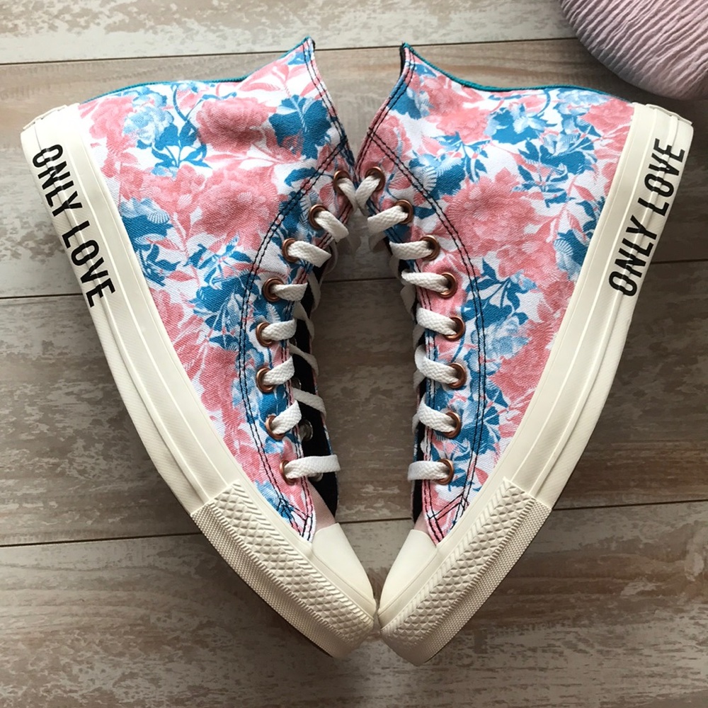 NWT Converse ID Custom Floral High Tops - Picture 6 of 8